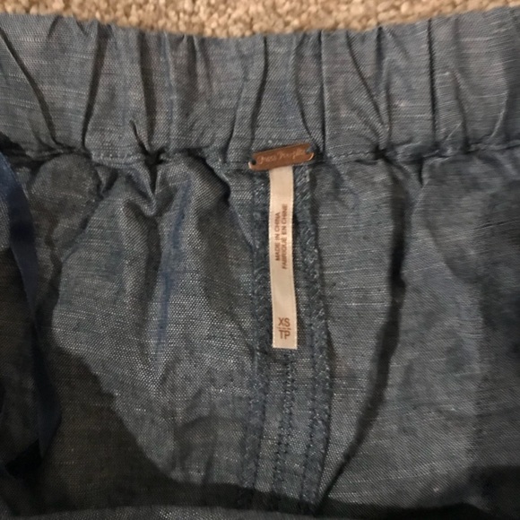 NWOT Free People show me done shoulder chambray - Picture 2 of 3